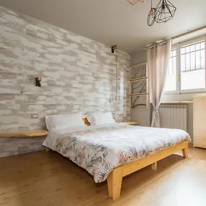  Bed and breakfast Maison Milan Italia